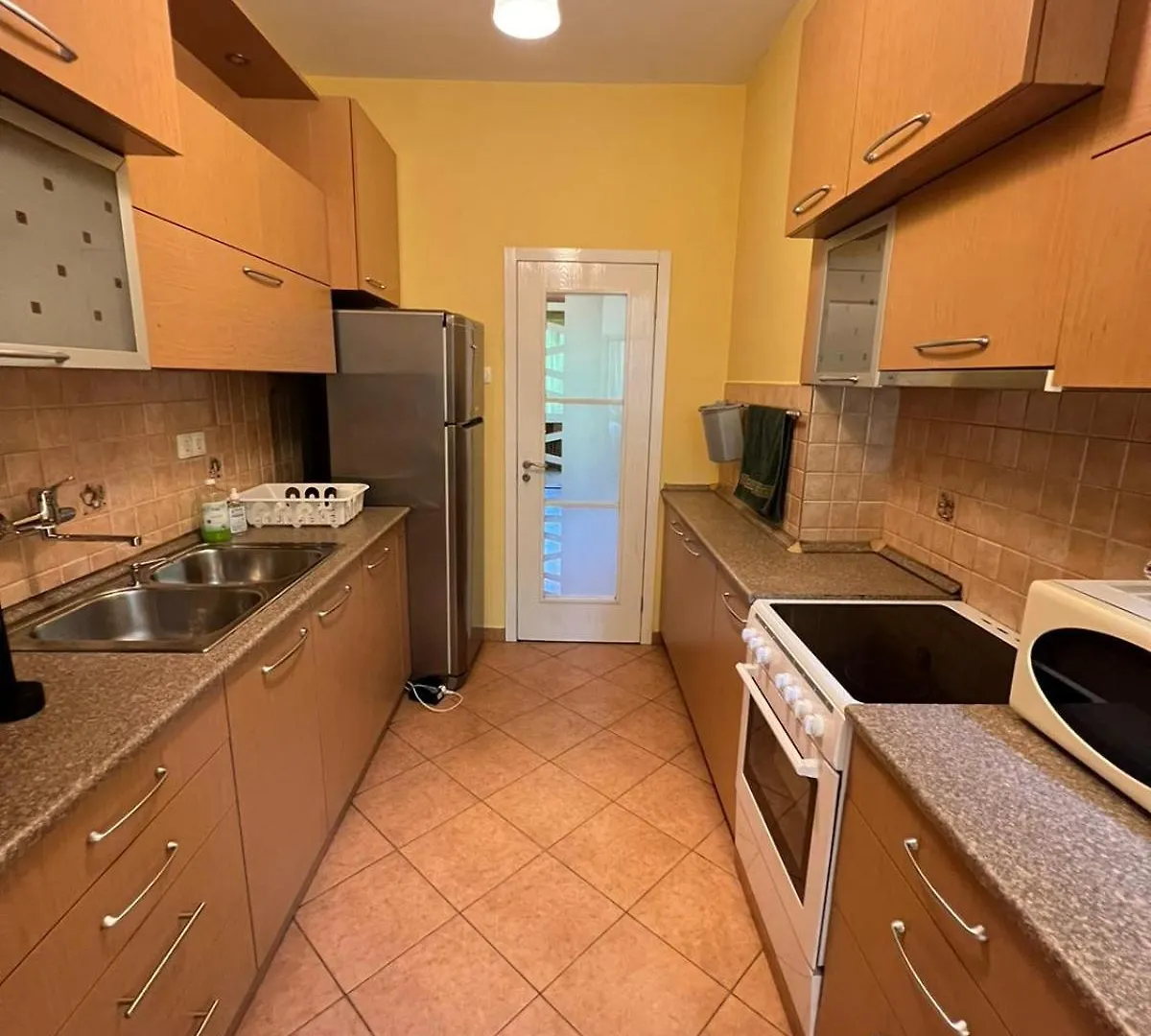 Mumbai Spacious 2Bdr Near Vitosha Blvd And Ndk Sofía 0*,