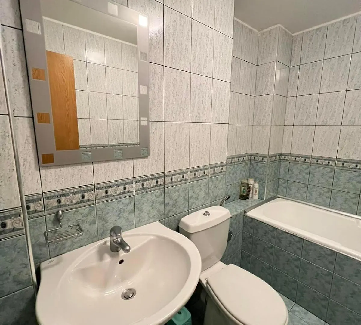 Apartamento Mumbai Spacious 2Bdr Near Vitosha Blvd And Ndk Sofía Bulgaria