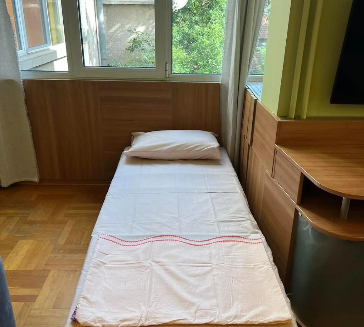 Mumbai Spacious 2Bdr Near Vitosha Blvd And Ndk Sofía Apartamento